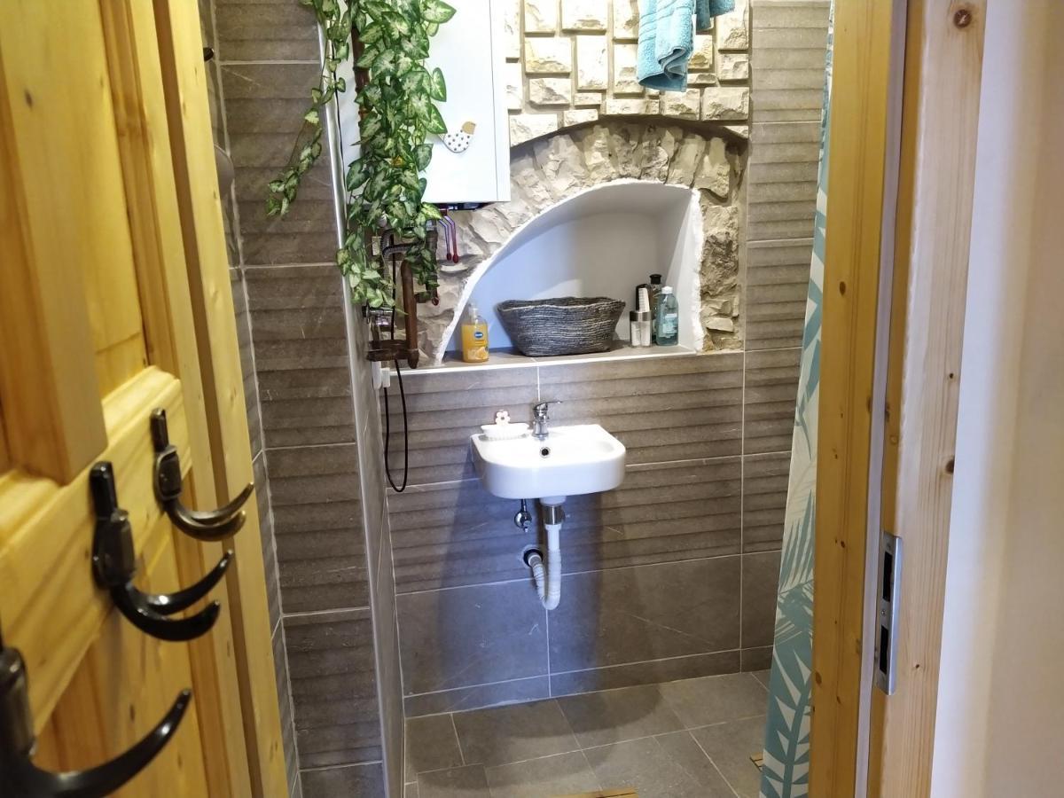 Apartmany Zatec ภายนอก รูปภาพ